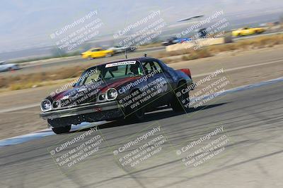 media/Oct-01-2022-24 Hours of Lemons (Sat) [[0fb1f7cfb1]]/10am (Front Straight)/